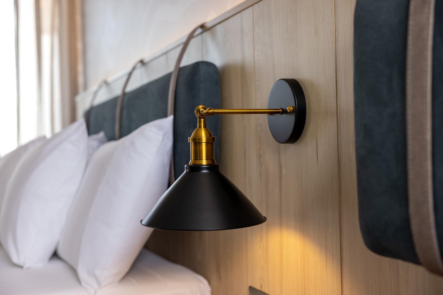 Aranwa Paracas Resort & Spa מראה חיצוני תמונה A wall light