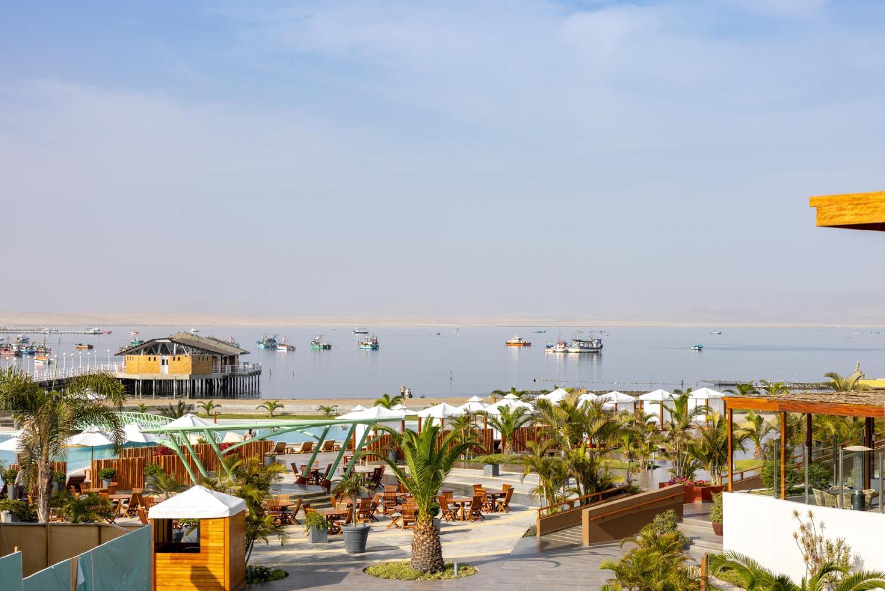 Aranwa Paracas Resort & Spa מראה חיצוני תמונה View of the port of Huacho